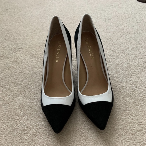 Black and White Heels NWOT - Picture 2 of 4